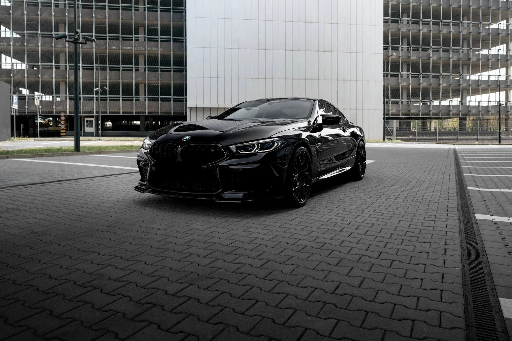 BMW M8 Noir