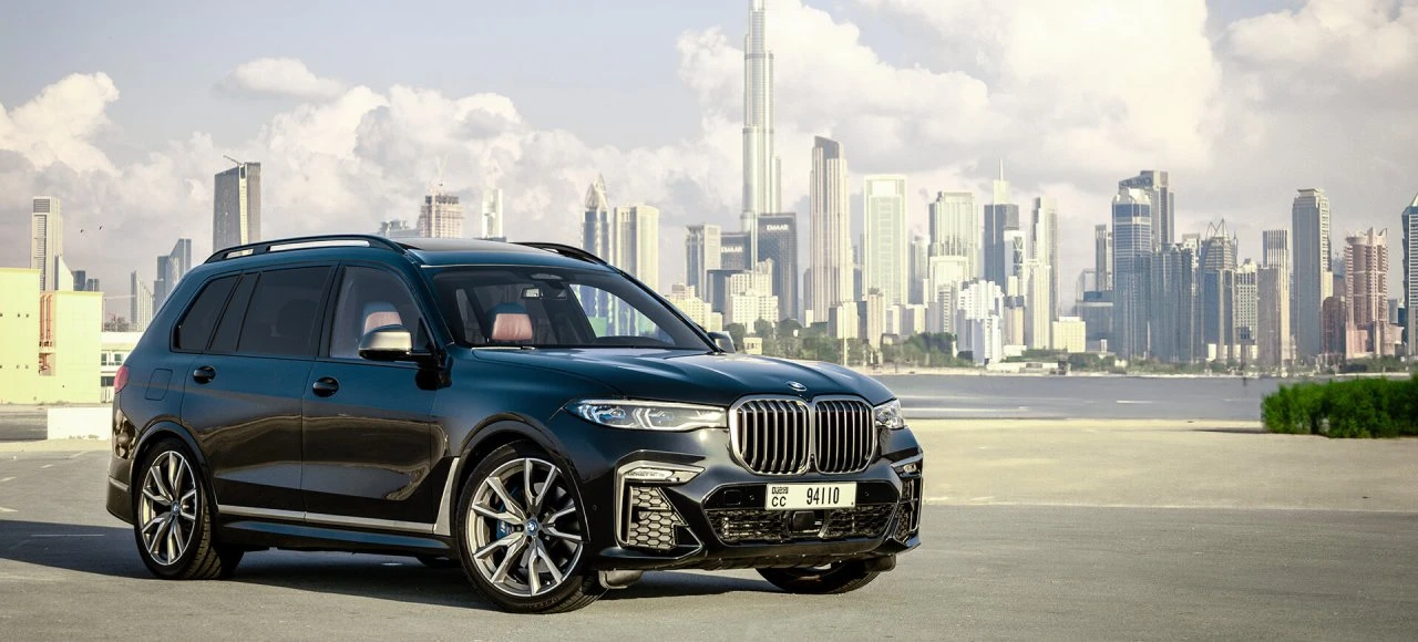 BMW X7 Темно-синий