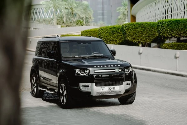 Land Rover Defender Preto