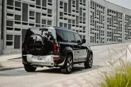 Land Rover Defender שחור Land Rover Defender שחור