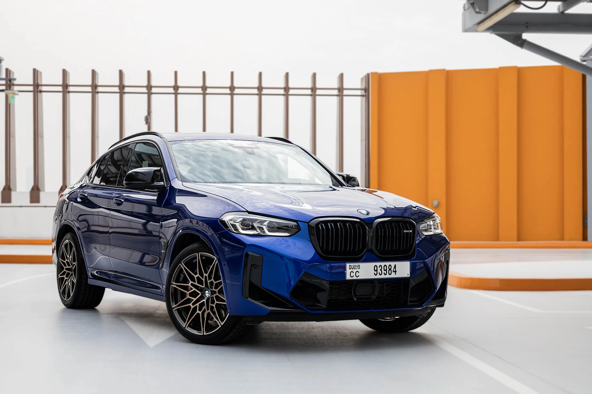 BMW X4M Competition темно-синий