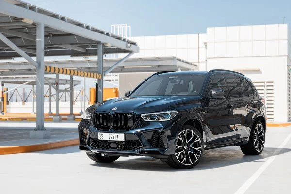 BMW X5M Competition Blu scuro