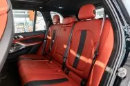 BMW X5M תחרות כחול כהה BMW X5M תחרות כחול כהה