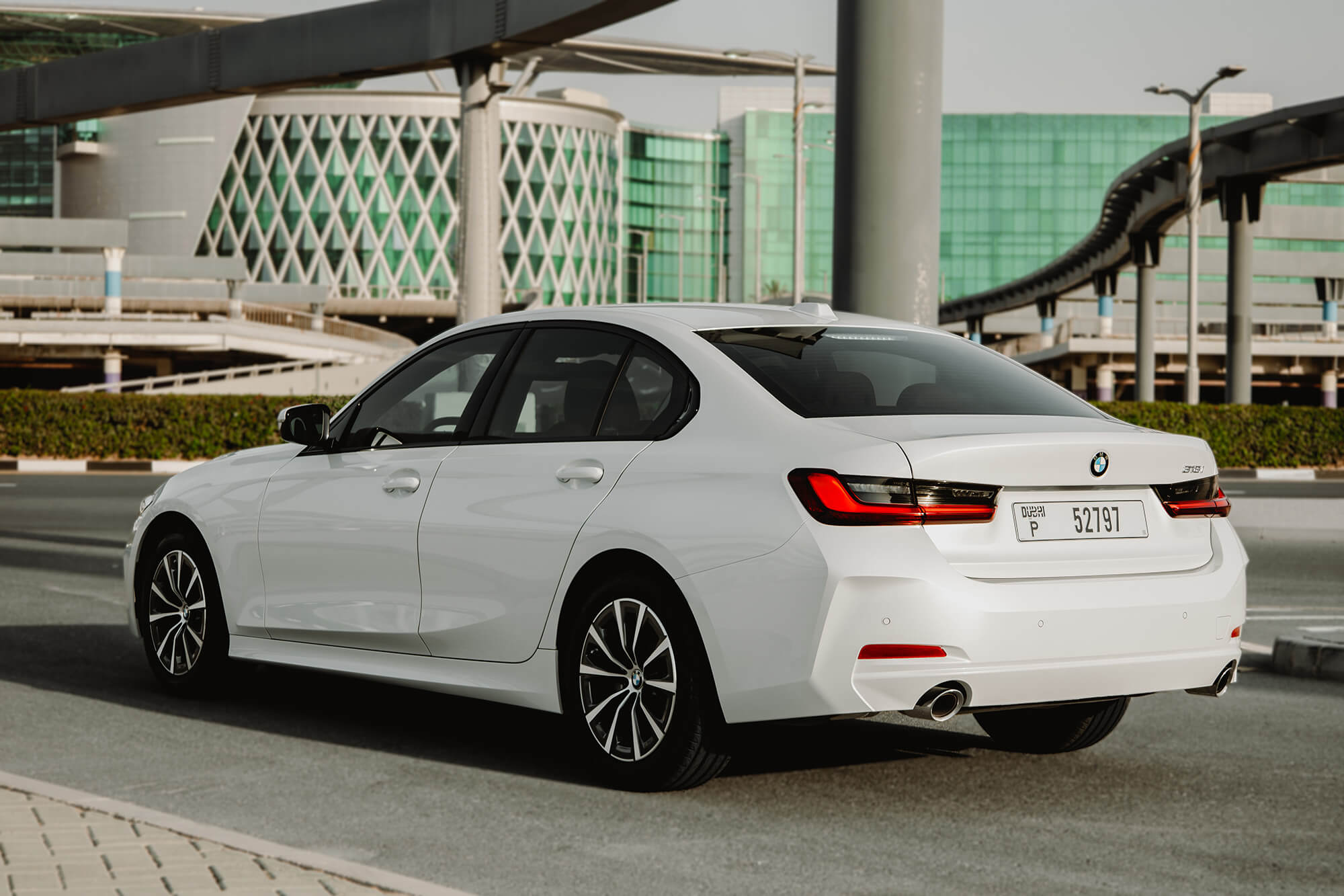 BMW 318i White