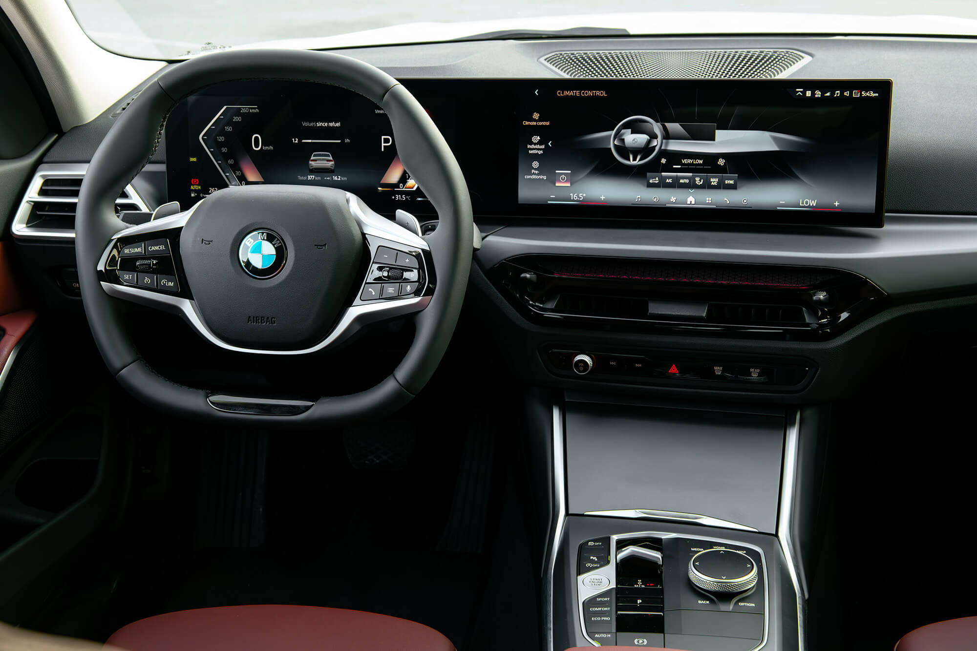 BMW 318i White