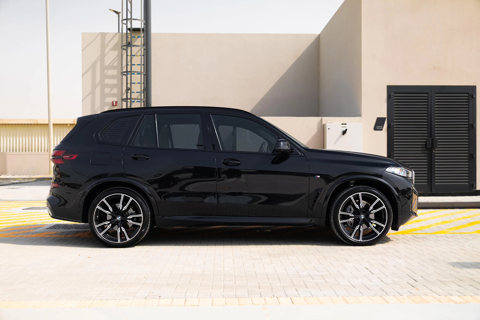 BMW X5 40i M-Sport New Gen Black