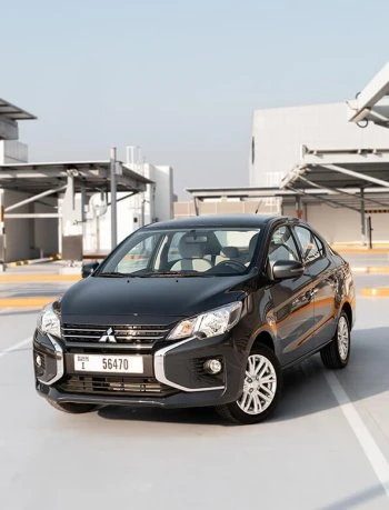 Mitsubishi Attrage Gris