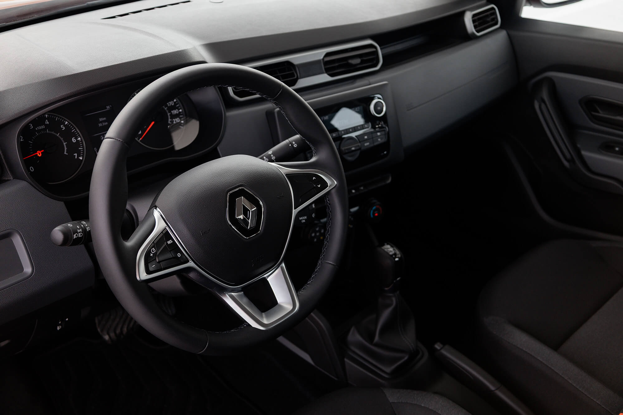 Renault Duster Orange
