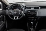 Renault Duster gris urbain