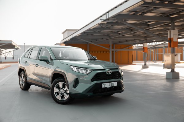 Toyota RAV4 Urban Khaki