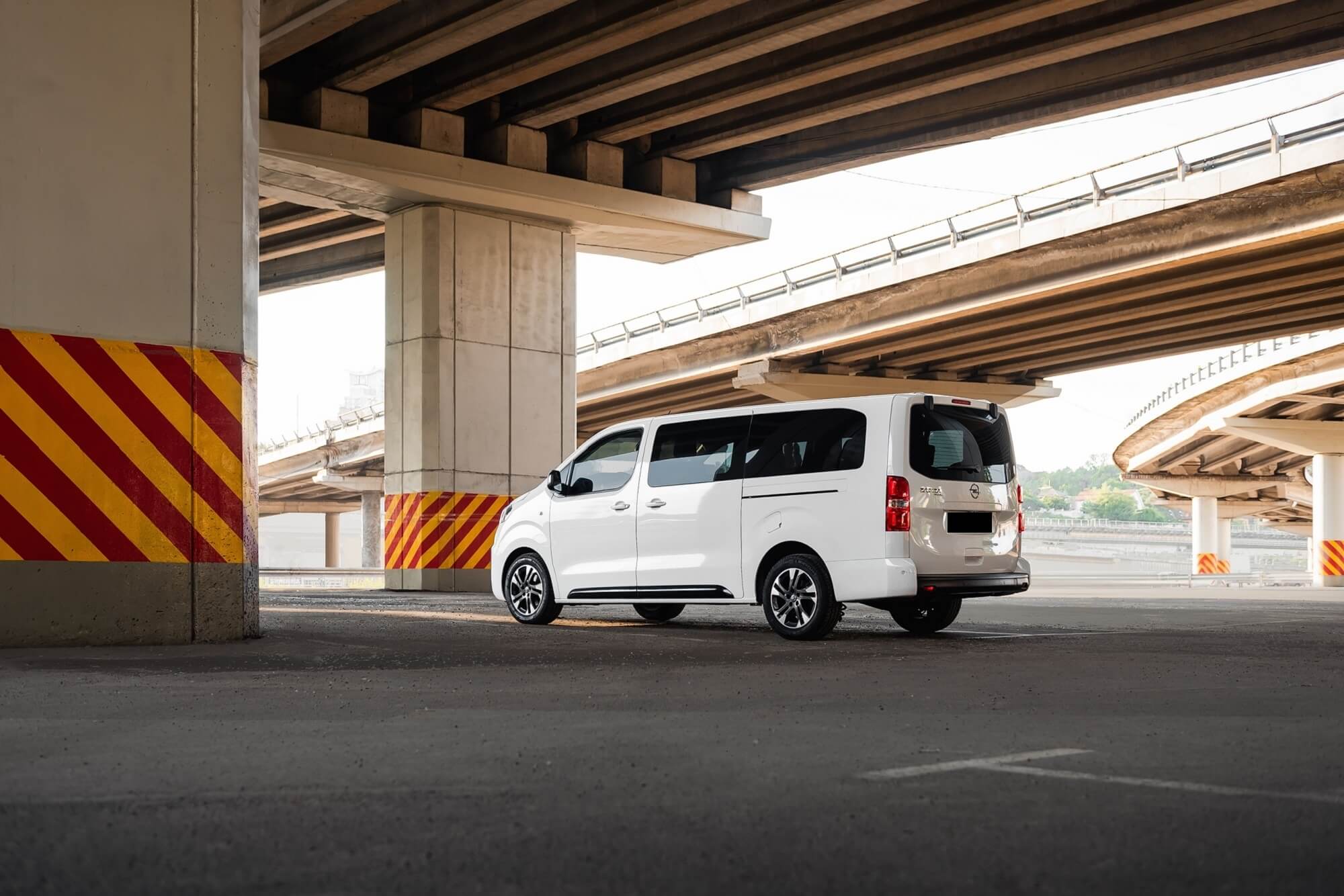 Opel Vivaro Wit
