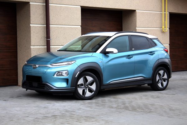 Hyundai Kona Premium Blue