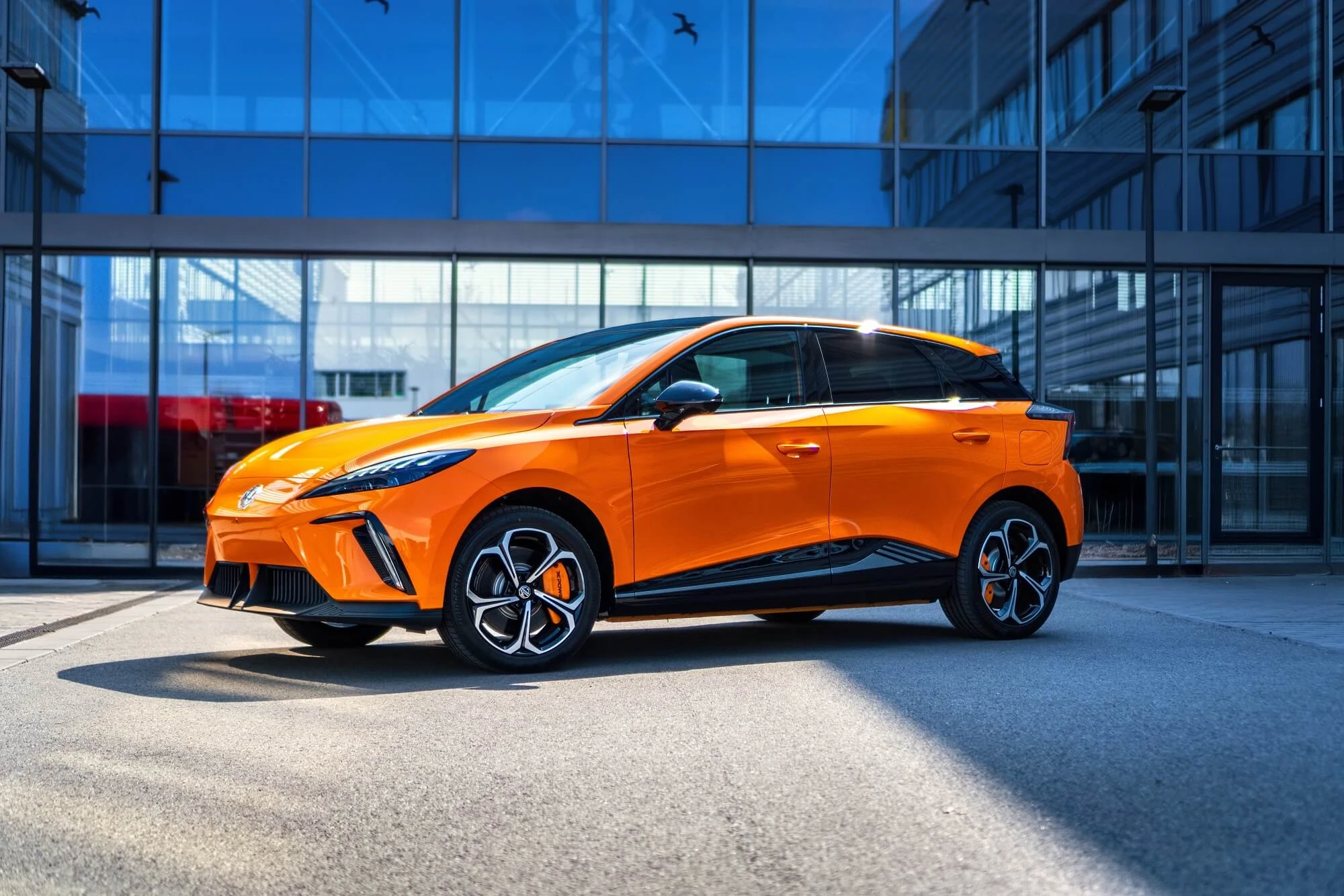 MG 4 EV Orange