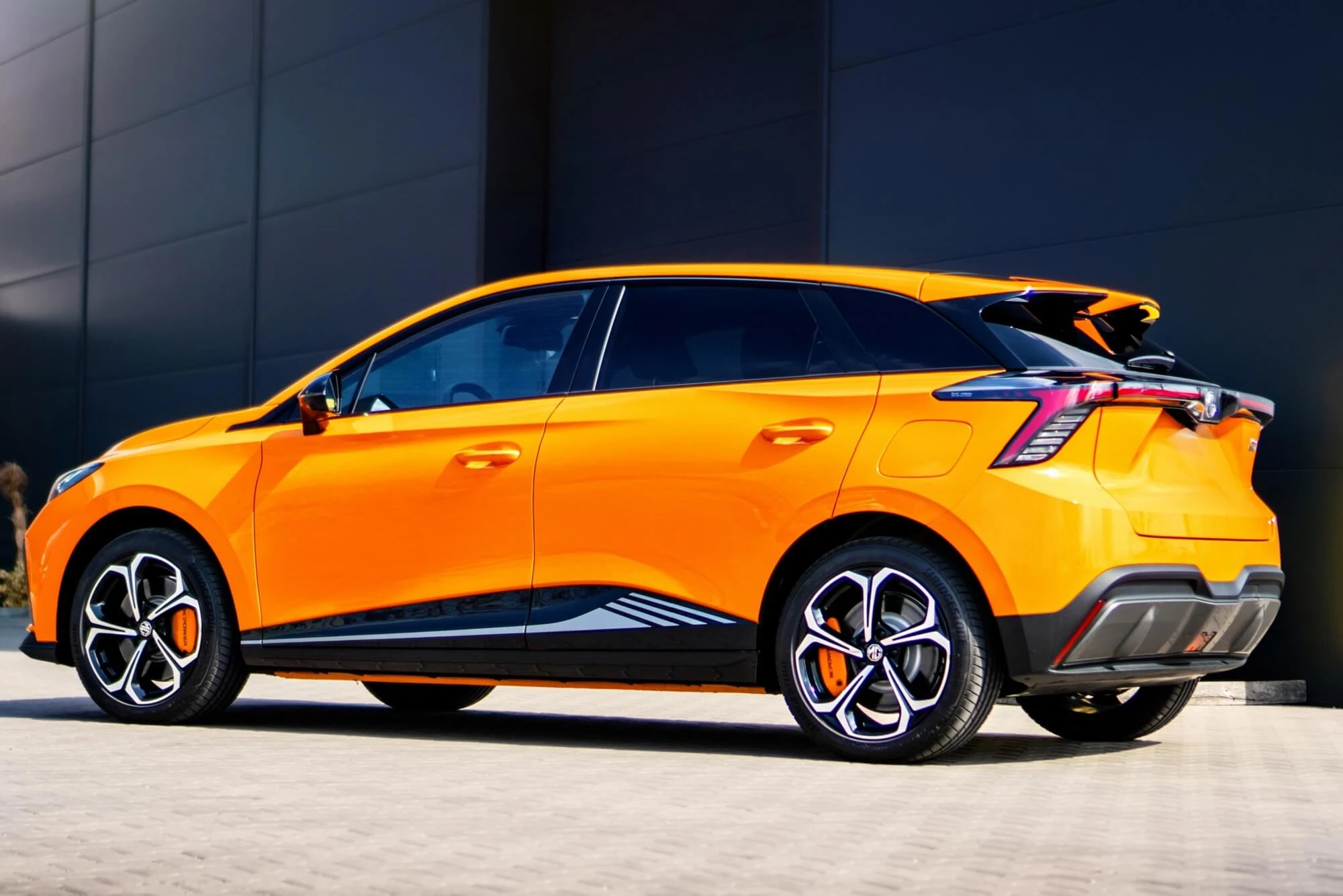MG 4 EV Orange