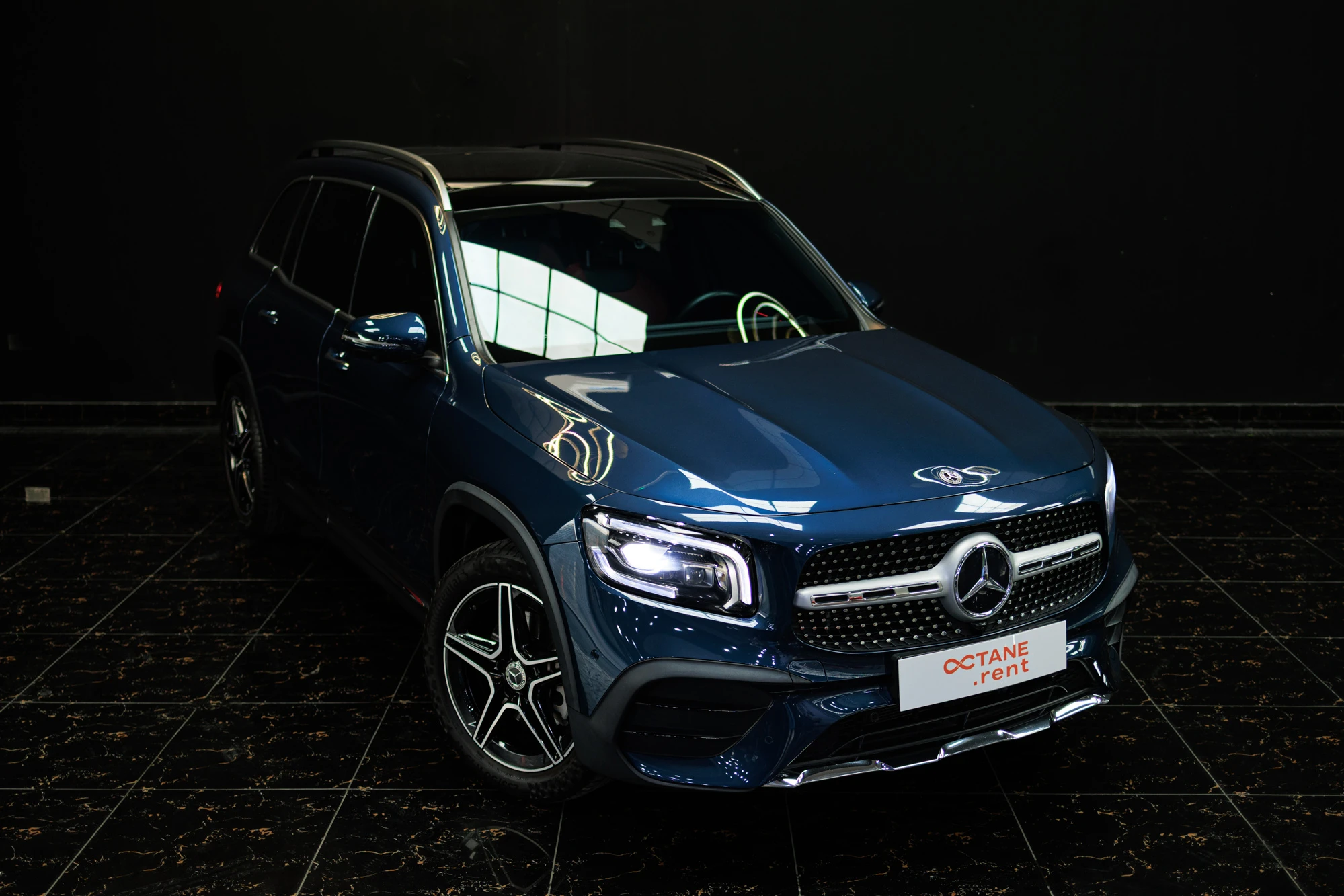 Mercedes GLB 250 Azul