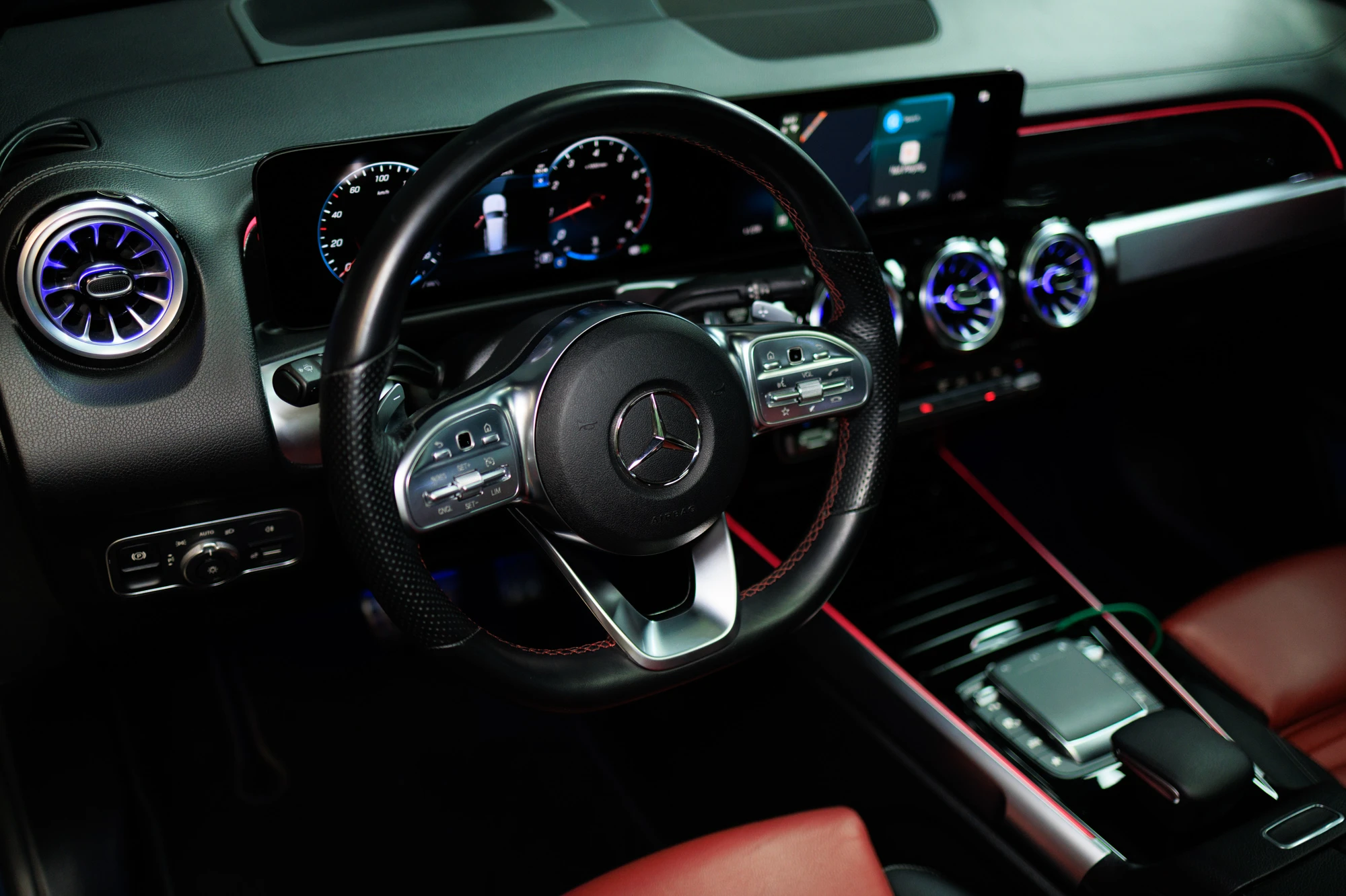 Mercedes GLB 250 Azul