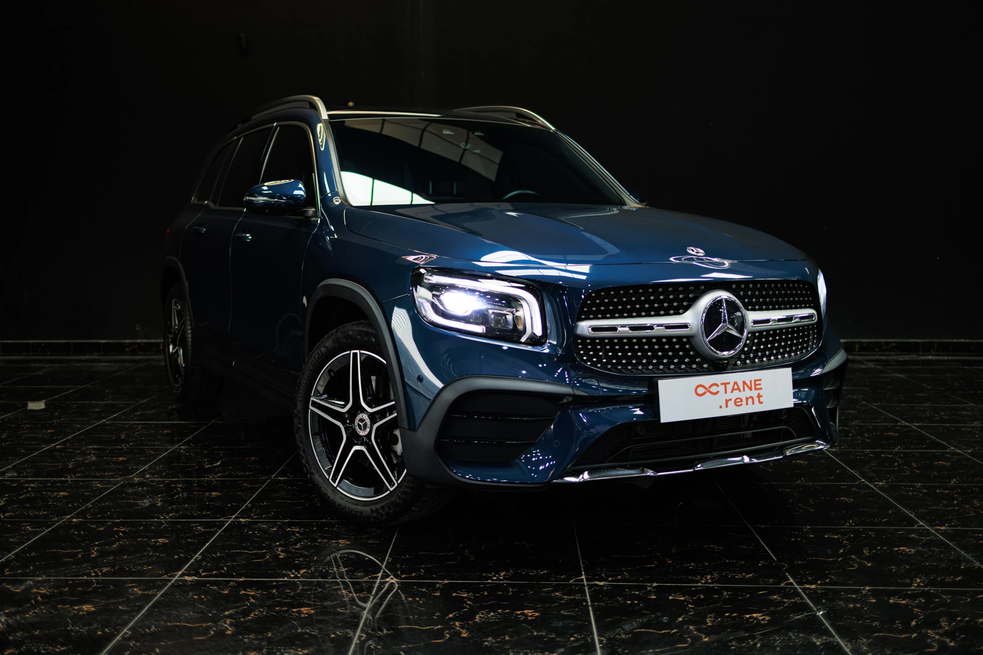 Mercedes GLB 250 Azul