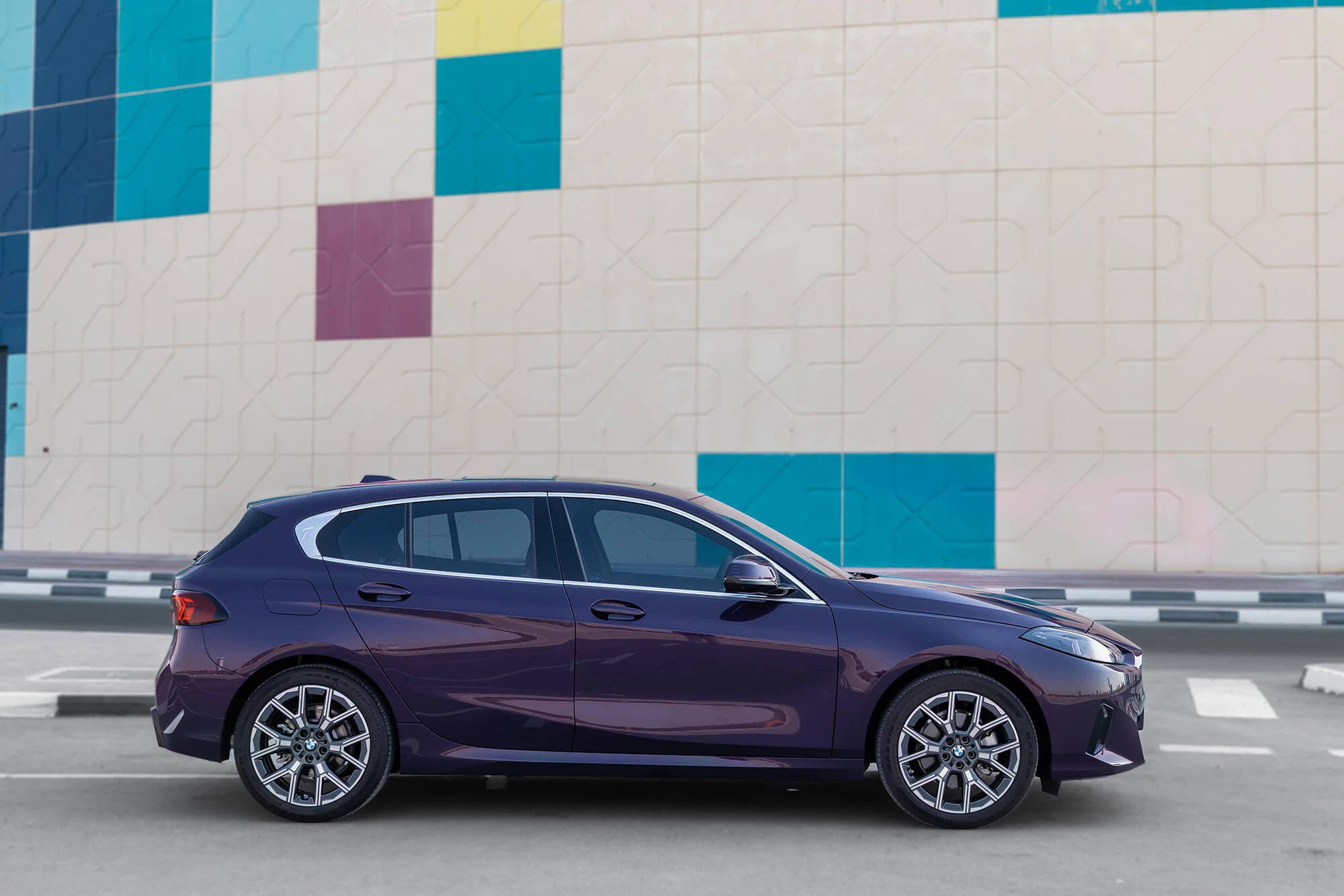BMW 118i Neue Generation Lila