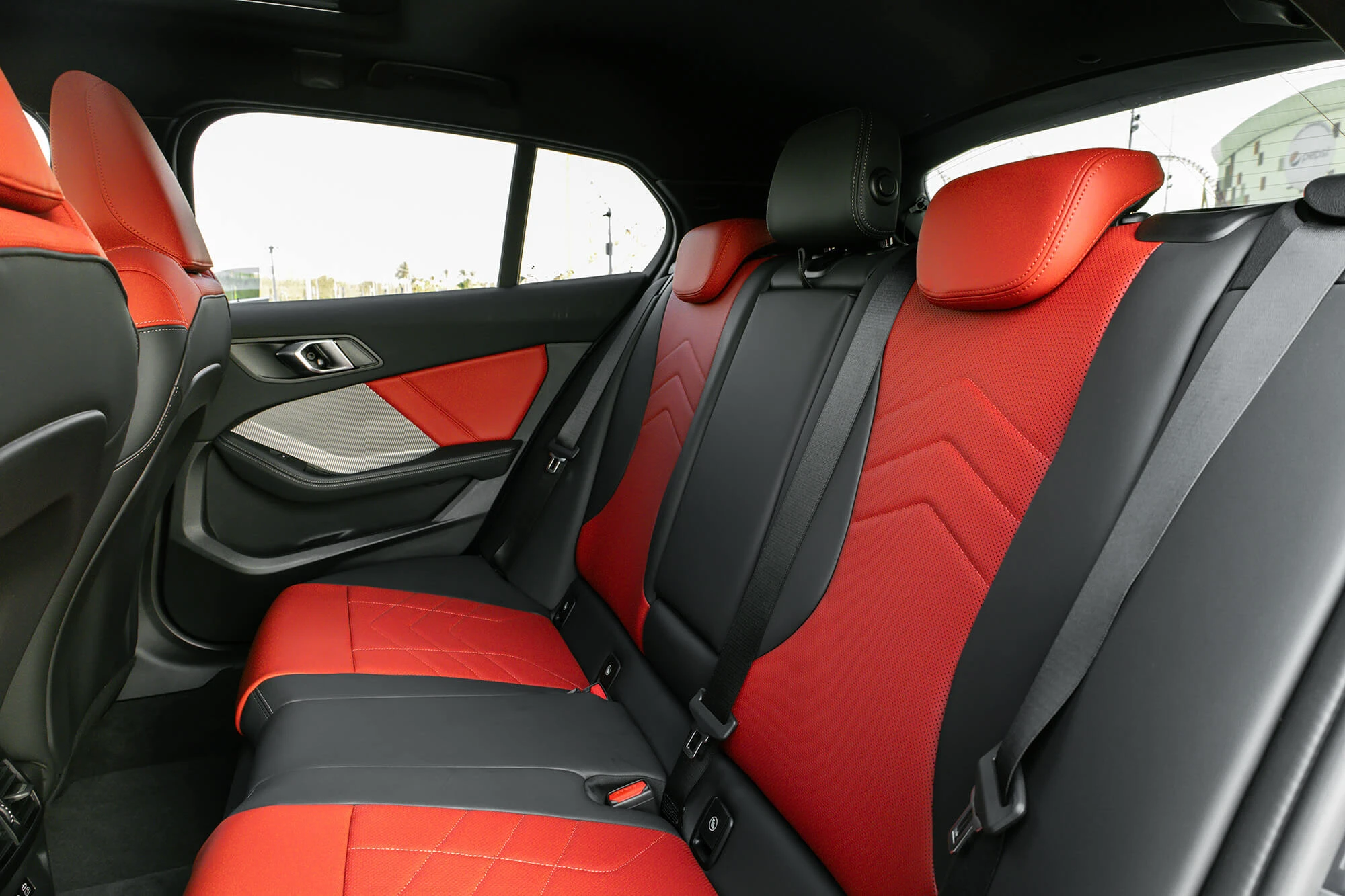 BMW 118i Neue Generation Lila