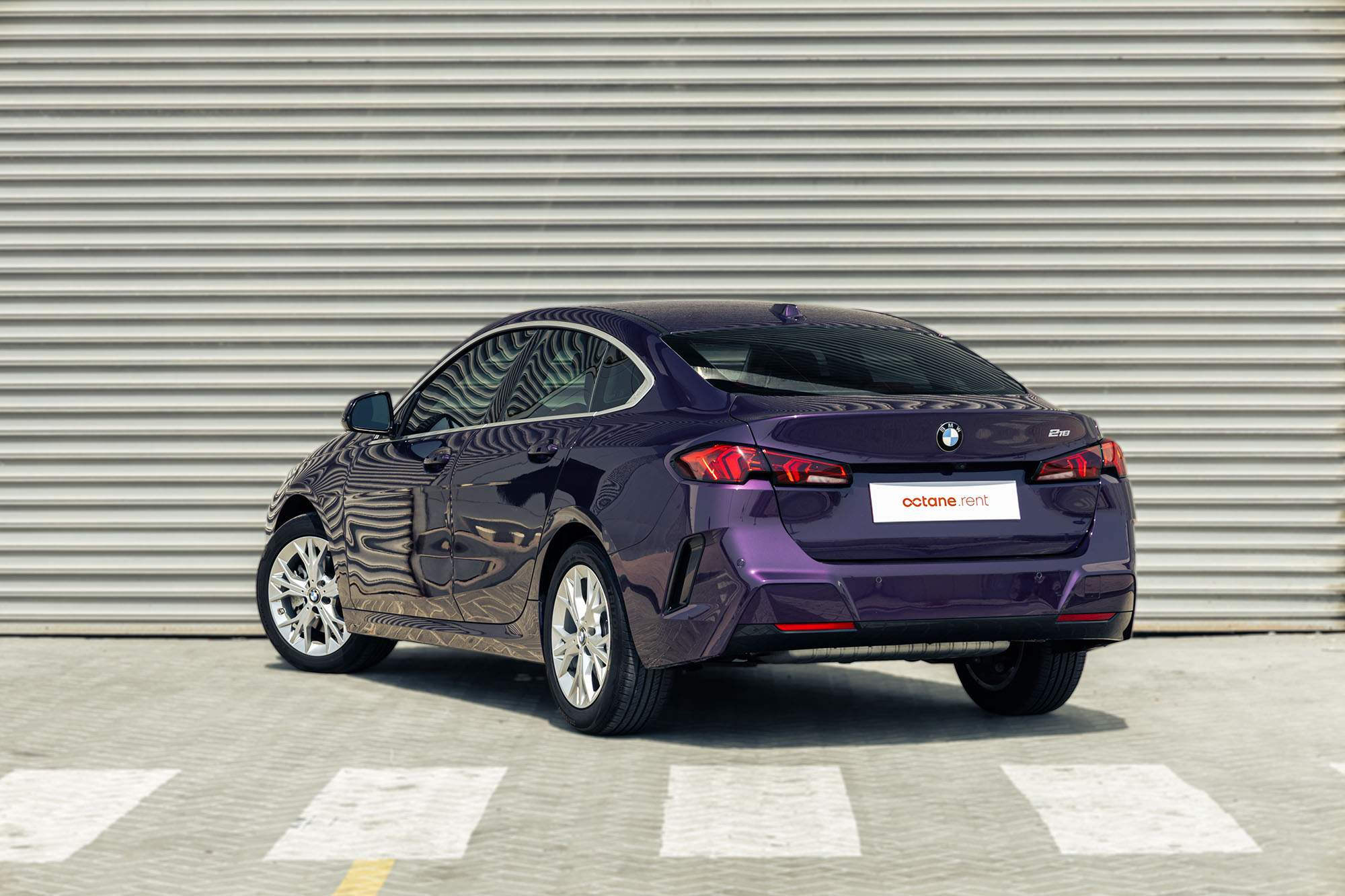 BMW 218i Neue Generation Lila
