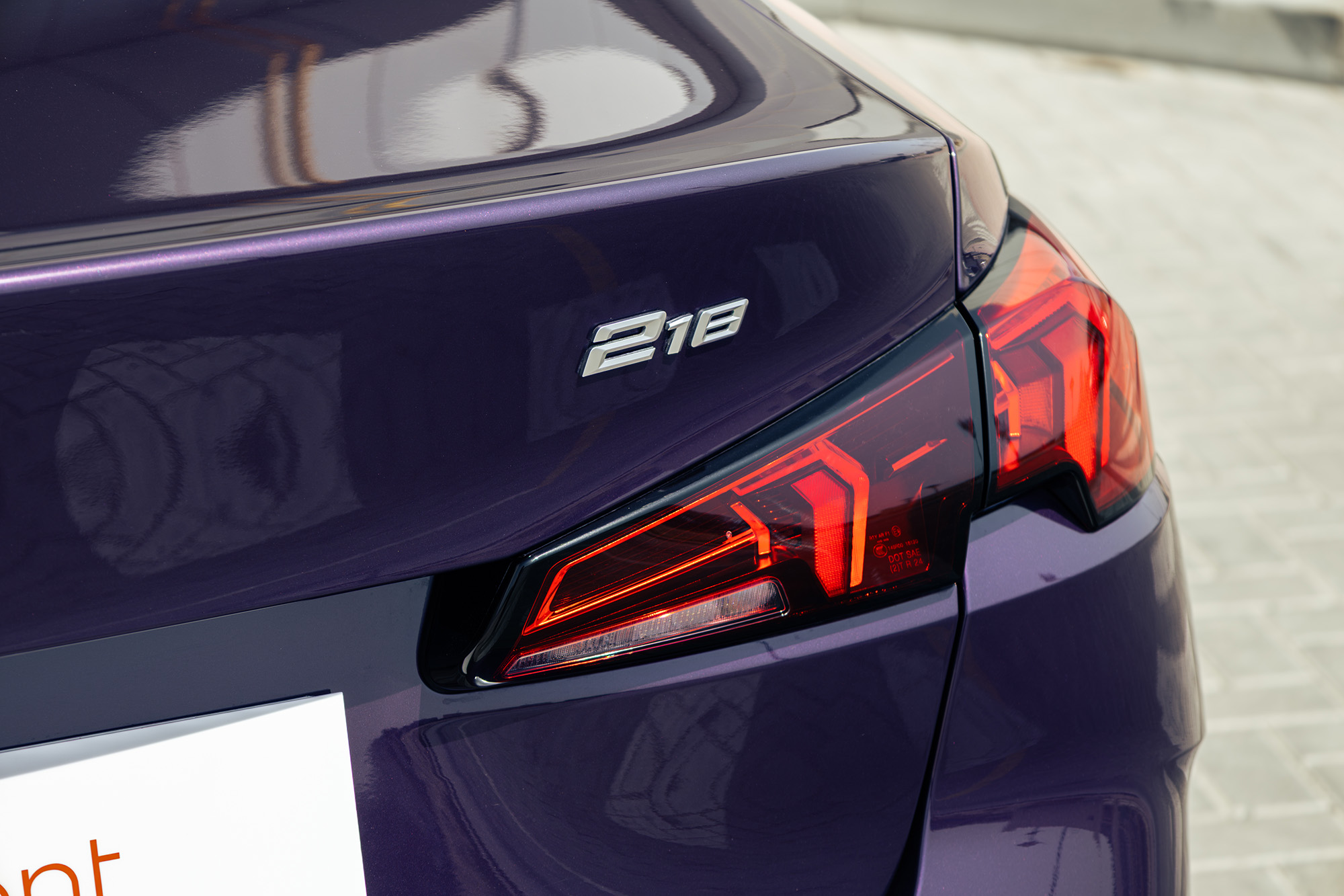 BMW 218i Neue Generation Lila