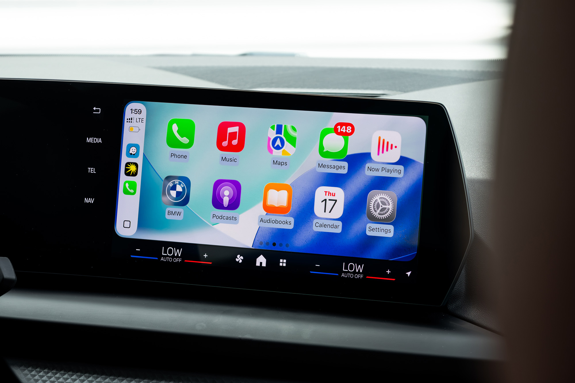 BMW 218i Neue Generation Lila