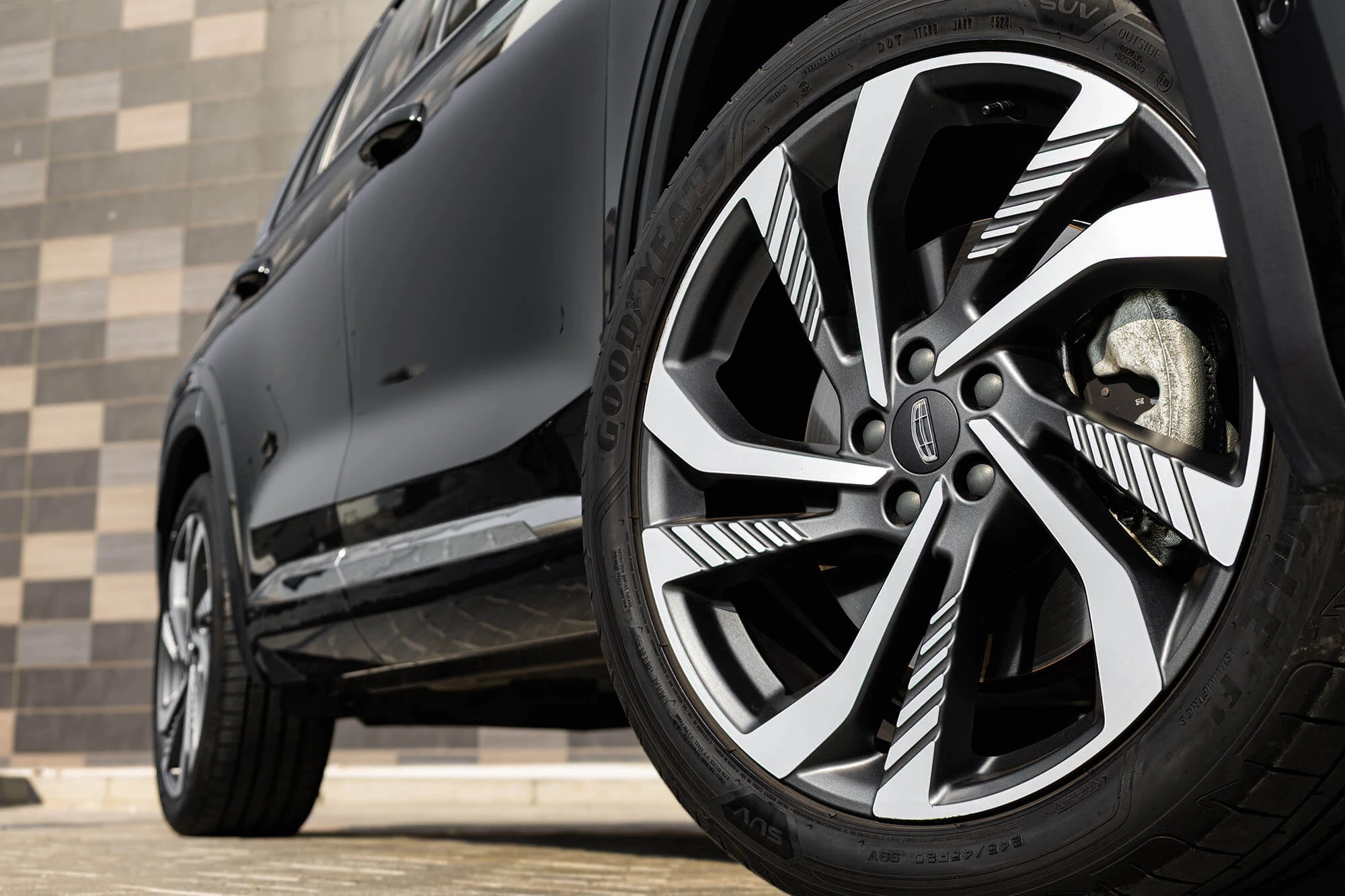 Geely Monjaro Black Geely Monjaro Black
