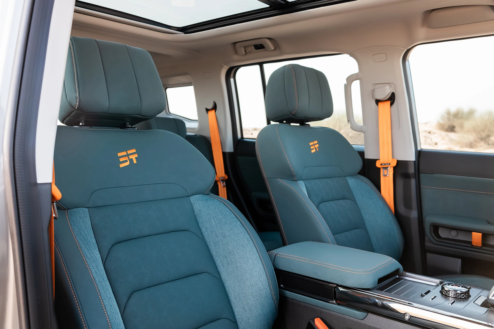 Jetour T2 Grey