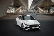 Mercedes A200 белый