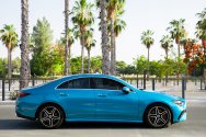 梅赛德斯 CLA 4M 蓝色