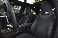梅赛德斯 CLA 4M 蓝色