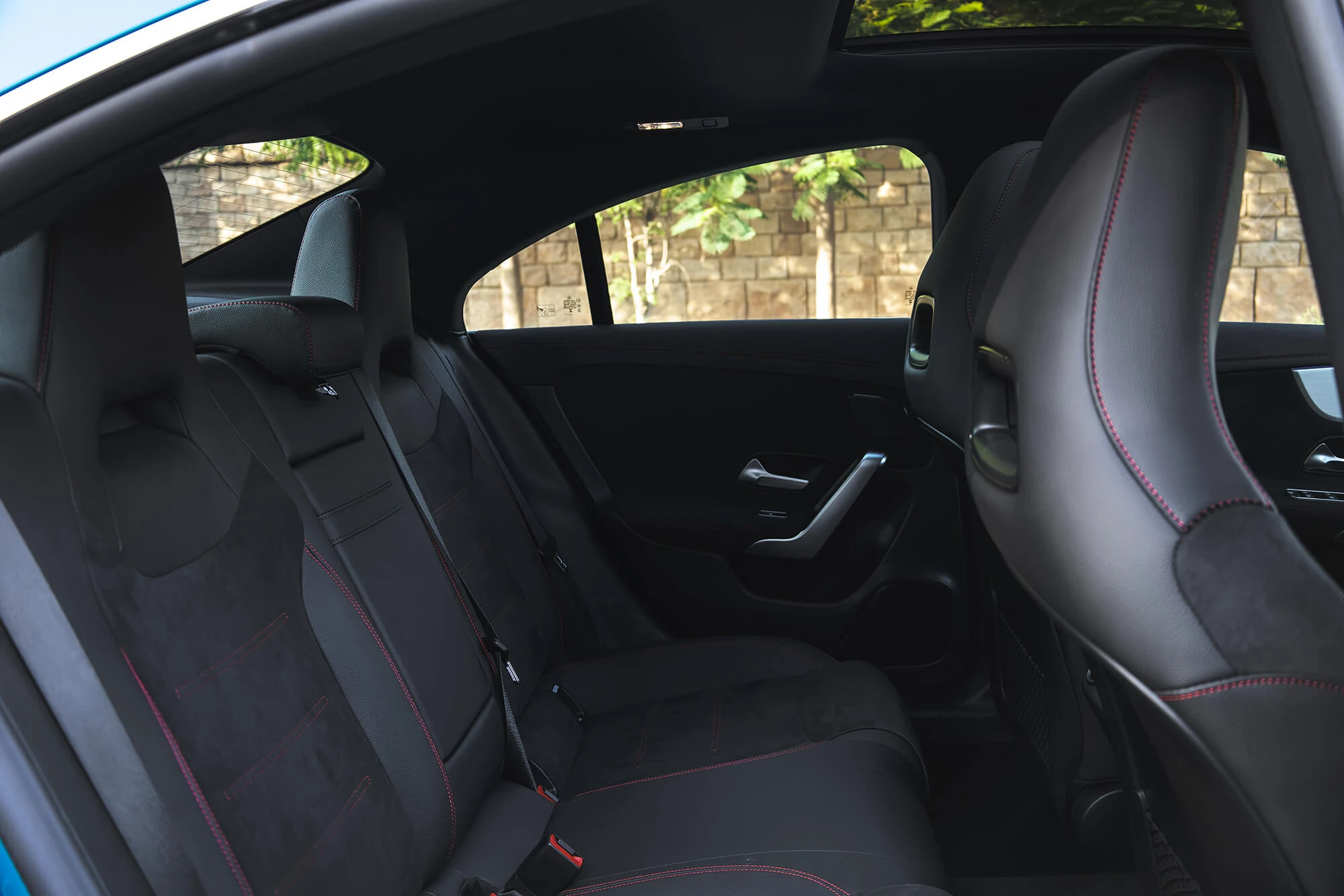 梅赛德斯 CLA 4M 蓝色