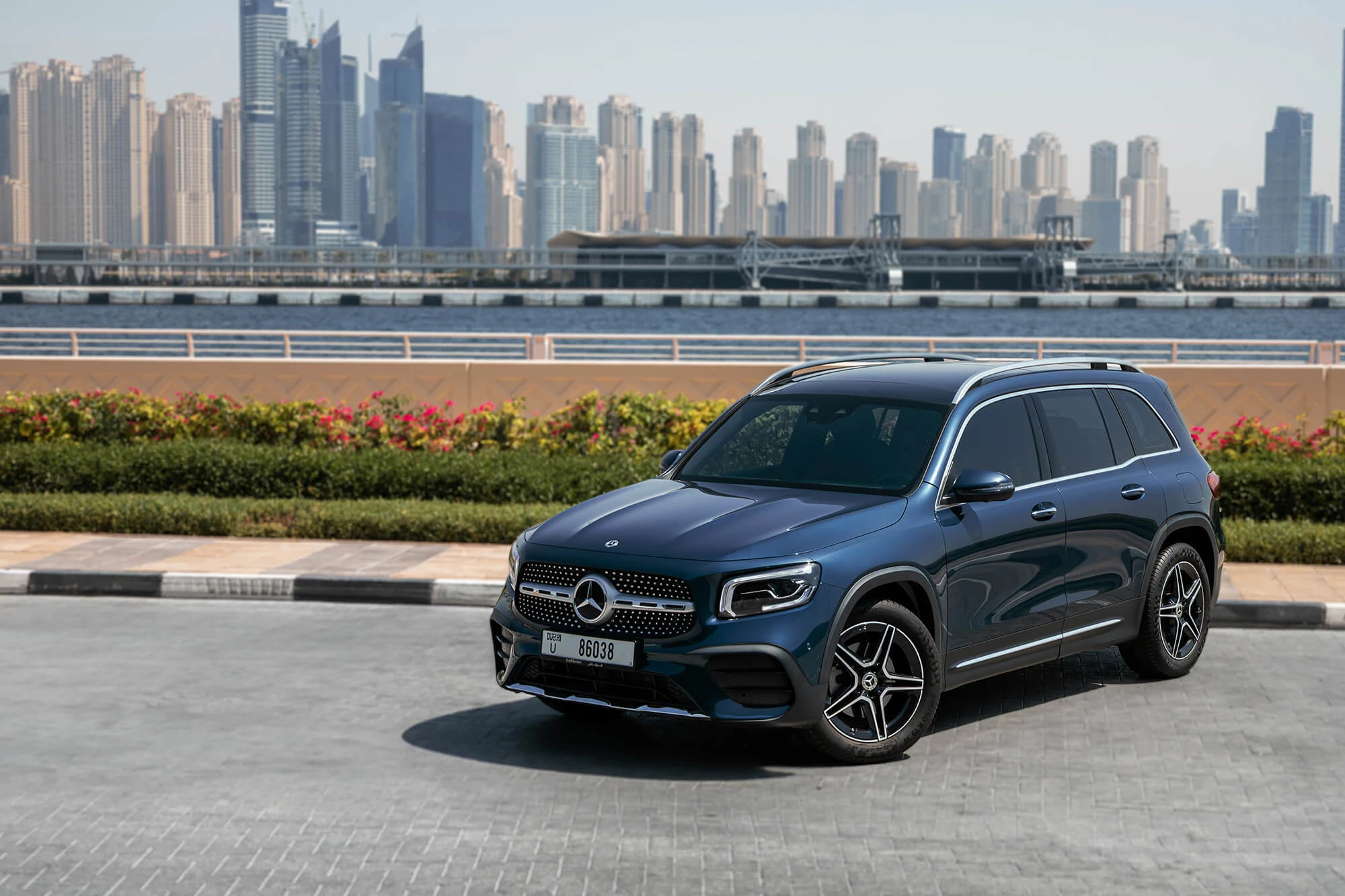 Mercedes GLB 250 Blue