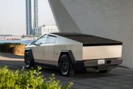 Tesla Cybertruck Zilver Tesla Cybertruck Zilver