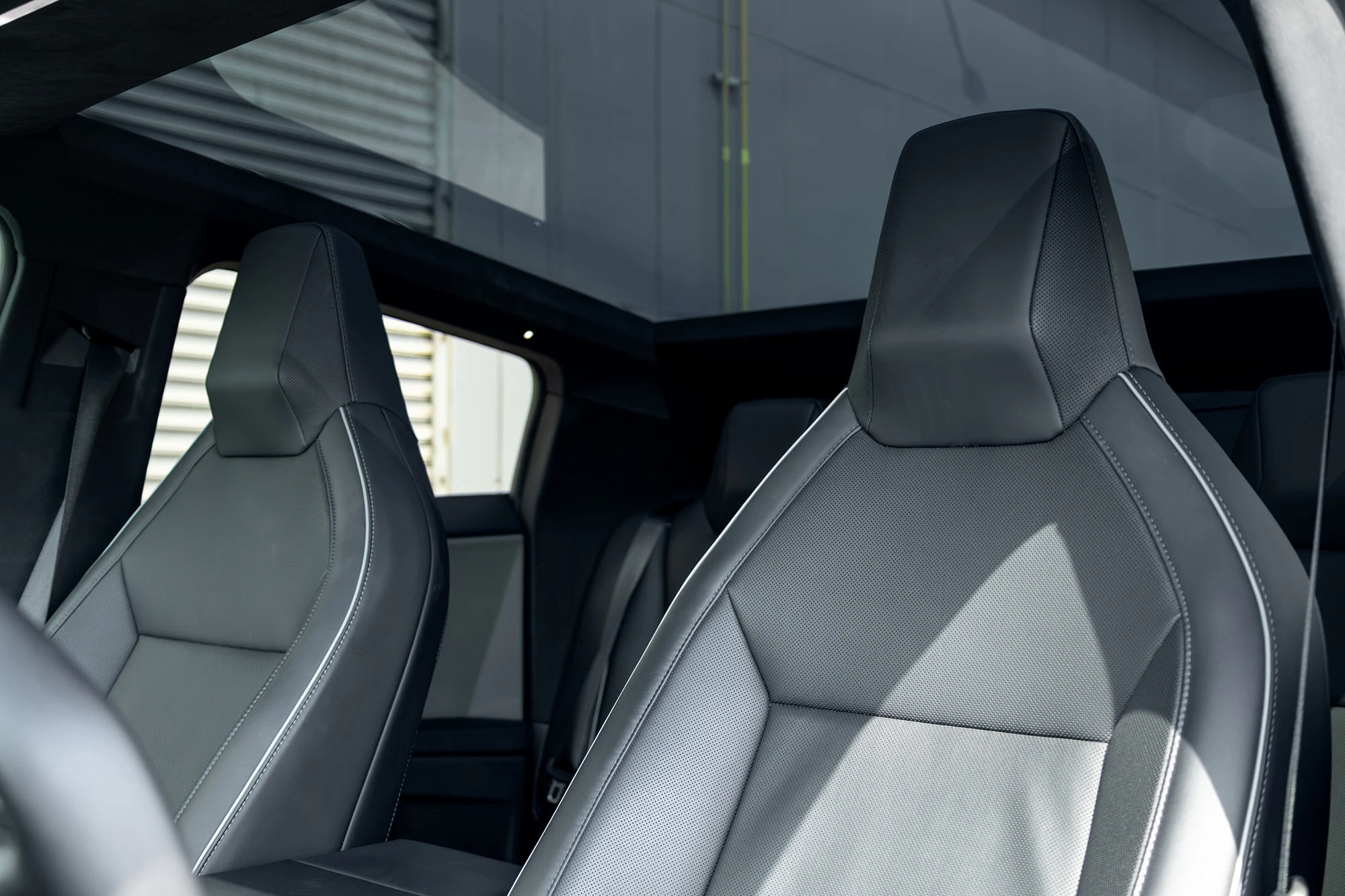 Tesla Cybertruck Silver