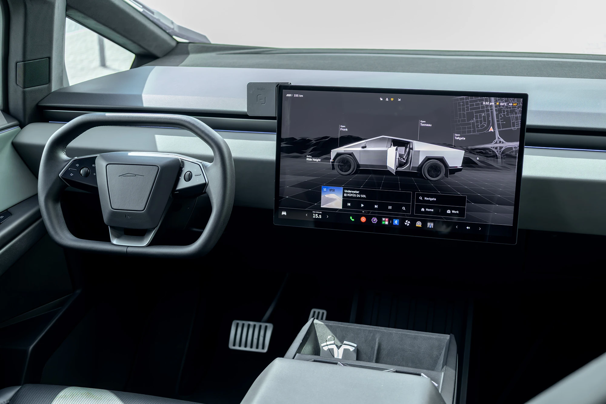 Tesla Cybertruck Silver