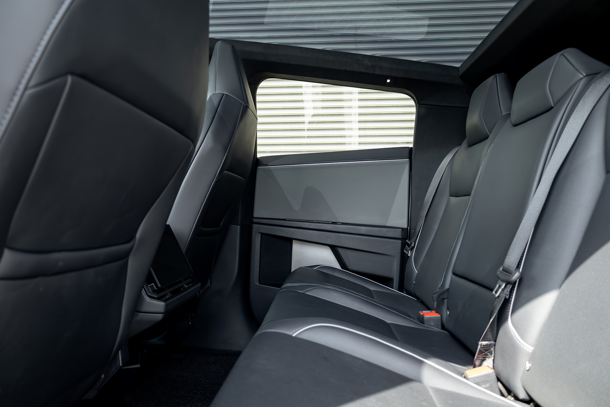Tesla Cybertruck Silver