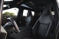 Tesla Cybertruck Prateado