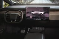 Tesla Cybertruck Silber
