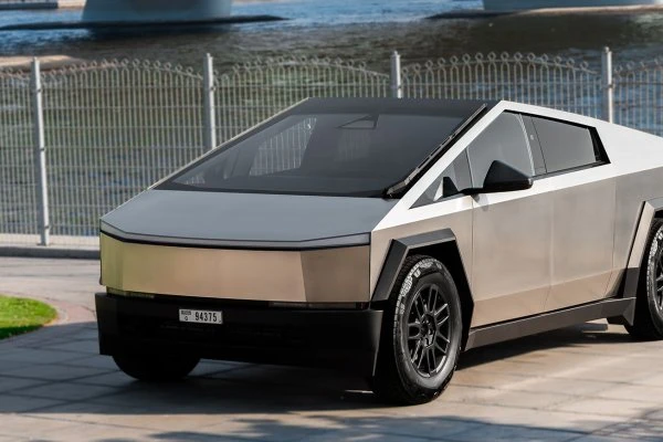 Tesla Cybertruck   Tesla Cybertruck