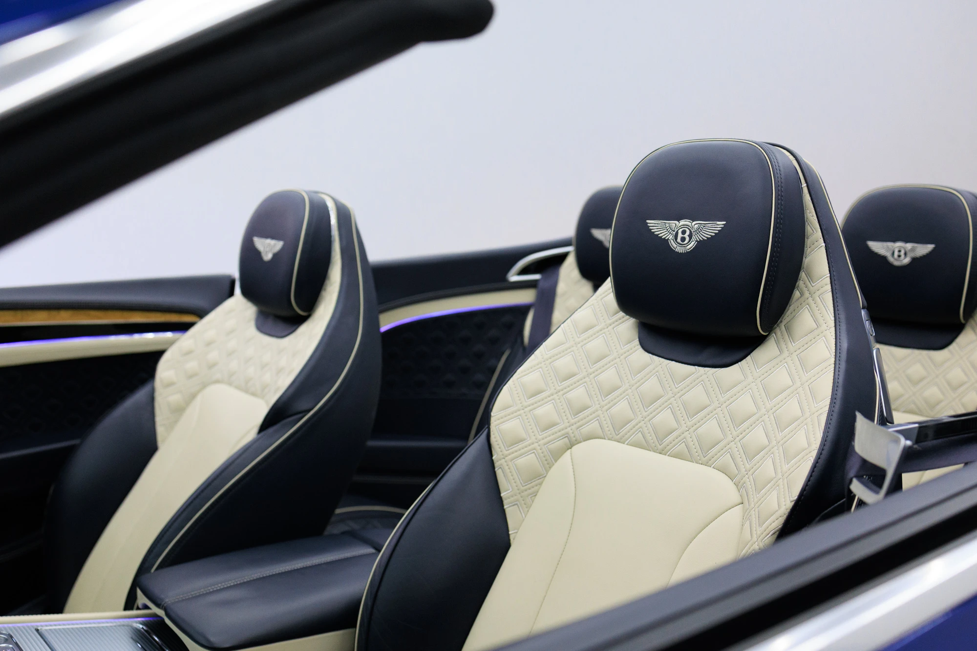 Bentley Continental GT Speed Edition W12 Convertible Blue Bentley Continental GT Speed Edition W12 Convertible Blue