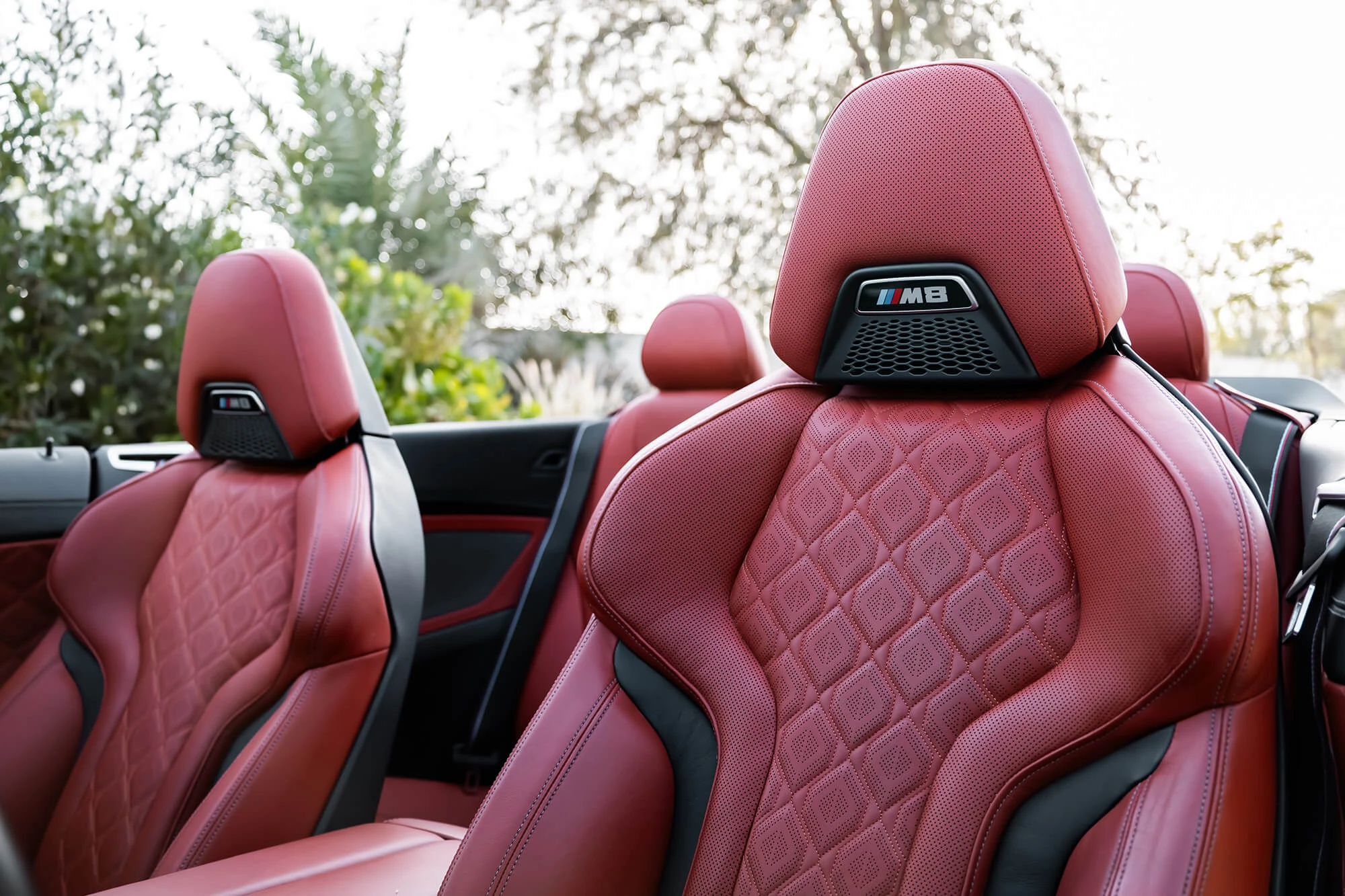 BMW M8 Competition Cabrio Kırmızı