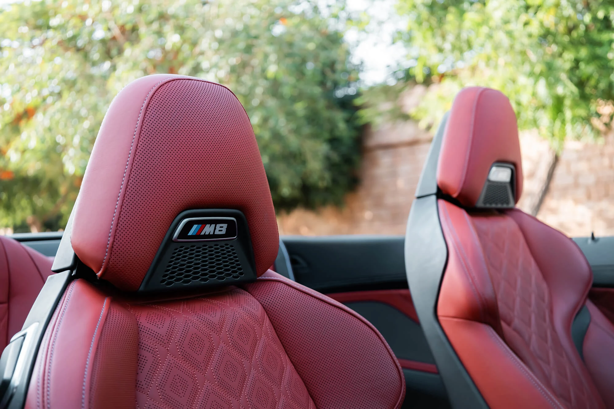 BMW M8 Competition Cabrio Kırmızı