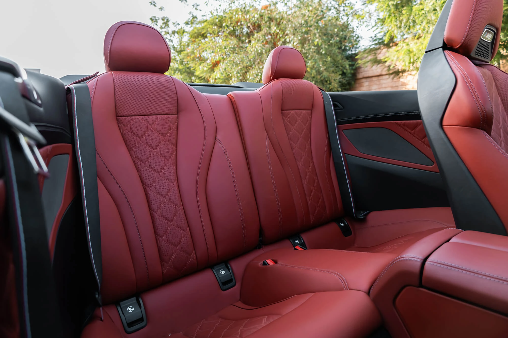 BMW M8 Competition Cabrio Kırmızı