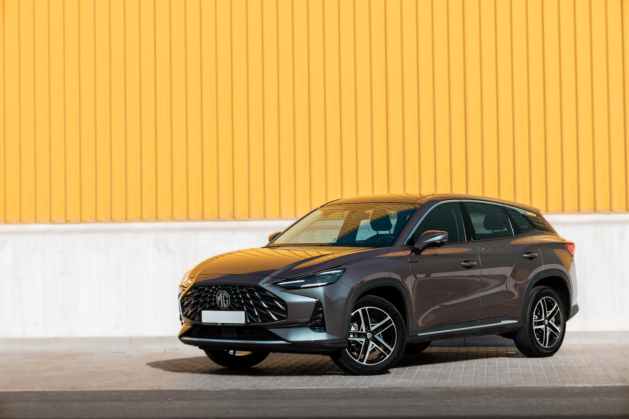 MG One Gris MG One Gris