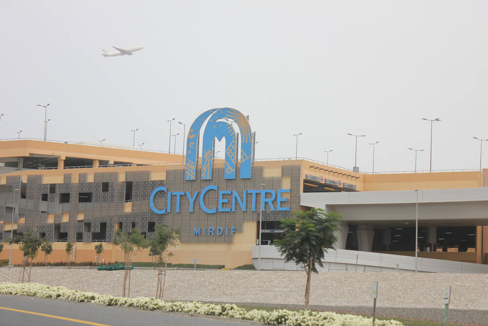Dubai'de Arabanızdan Çalışın