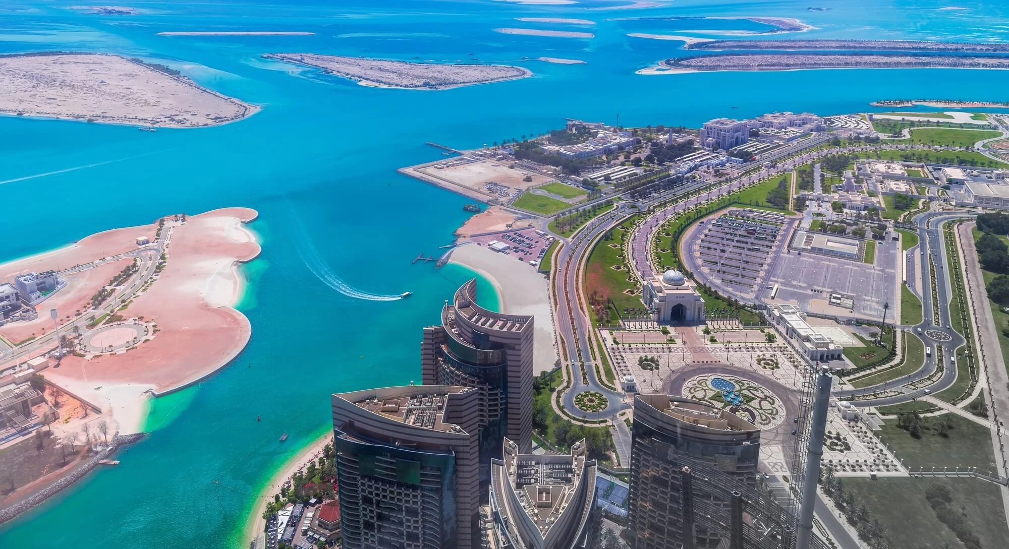40 Tourist Attractions in Abu Dhabi You Need to Visit