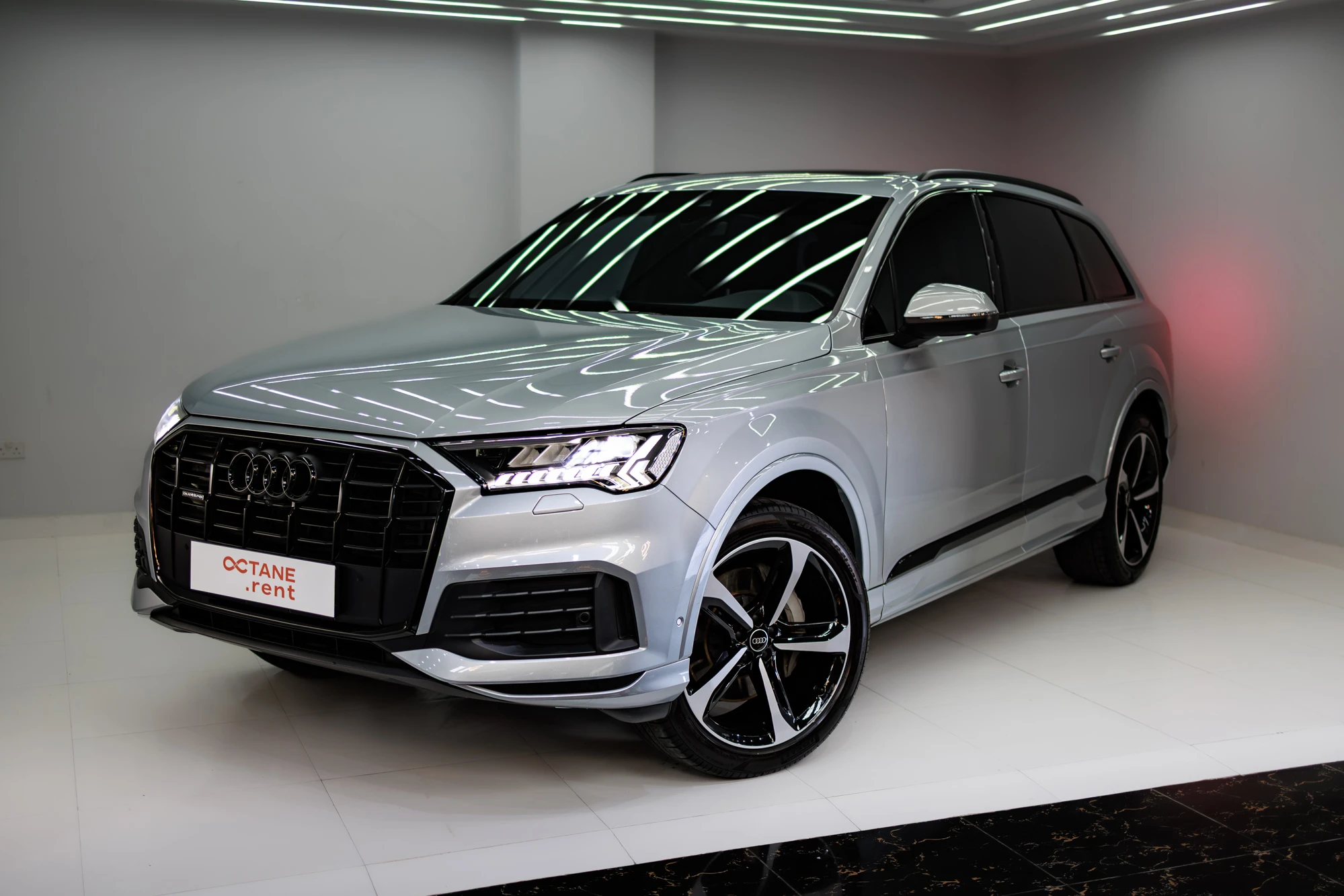 Audi Q7 Silver