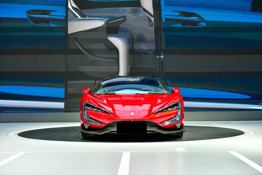 BYD Yangwang U9 - Kinas helt eldrivna superbil som omdefinierar prestanda 2026 BYD Yangwang i Dubai