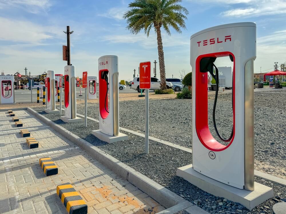 Ladung_ein_Tesla_1